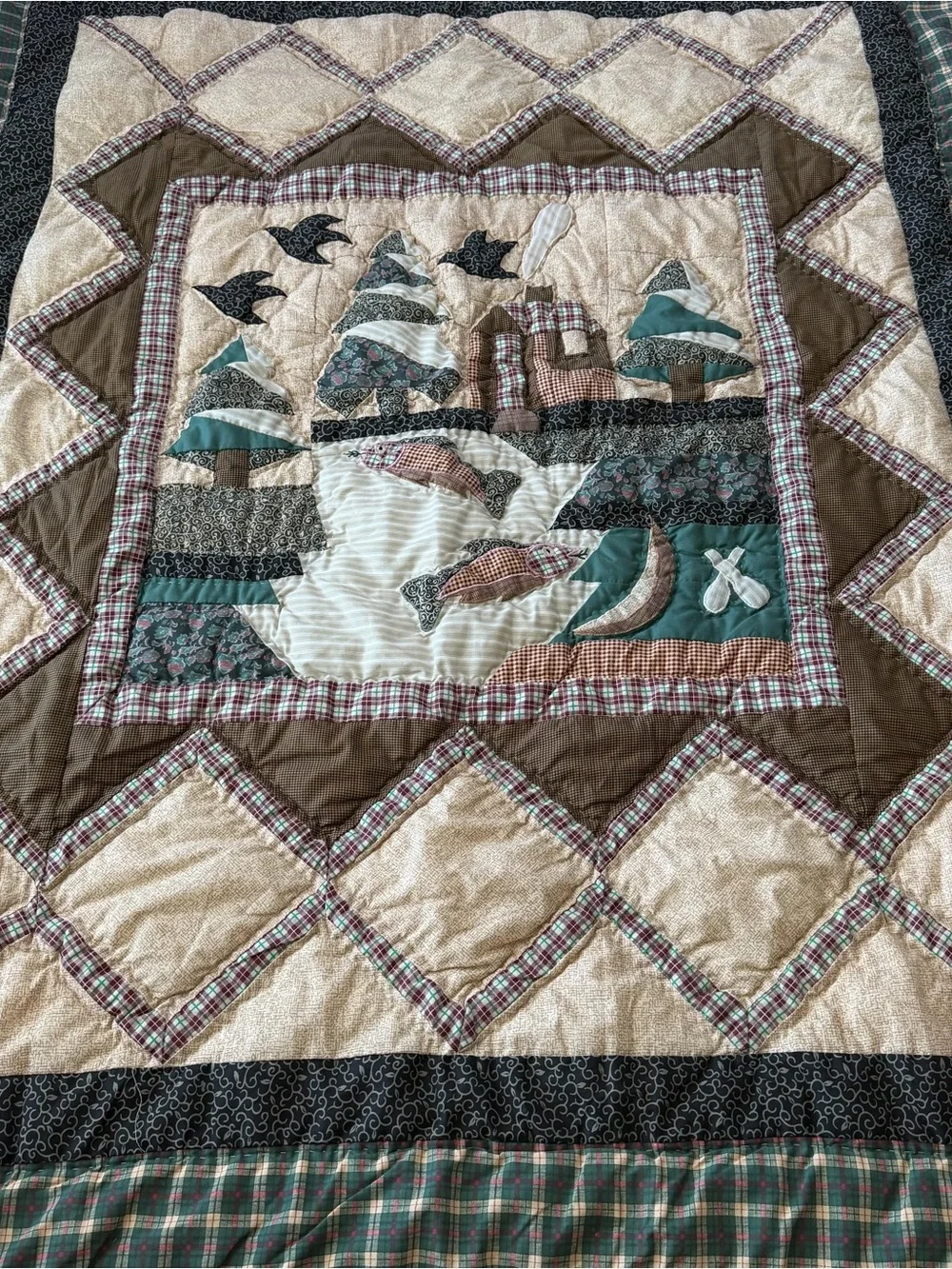 Vintage Cabin Lodge Applique Wall Hanging Quilt Fishing Scene 46x58
